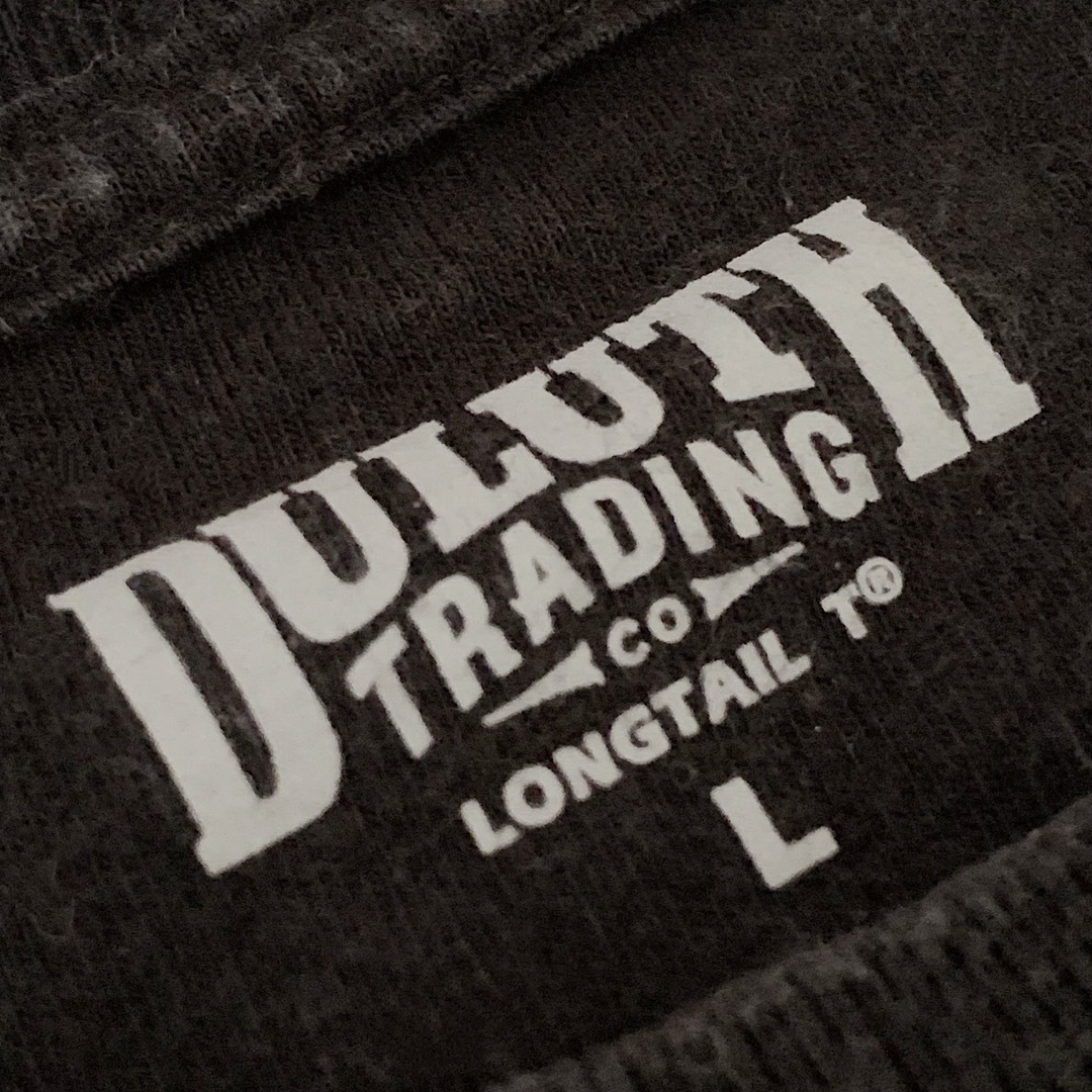 古着 “DULUTH TRADING CO” Grunge Print Tee メンズのトップス(Tシャツ/カットソー(半袖/袖なし))の商品写真