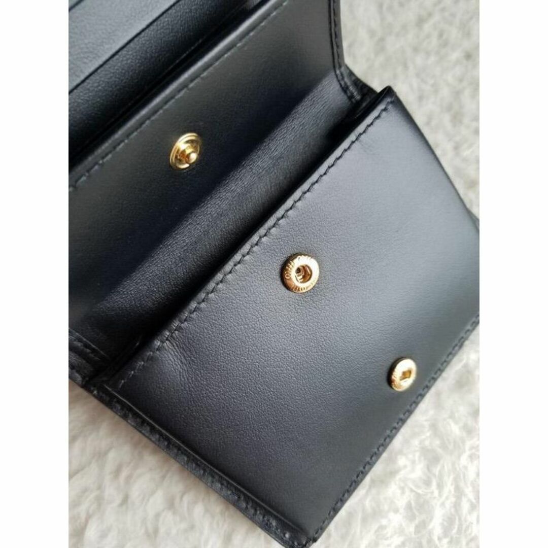 MIU MIU ミュウミュウ クロコ型押し 2つ折り財布 ブラック MIU MIU ミュウミュウ クロコ型押し 2つ折り財布 ブラック
