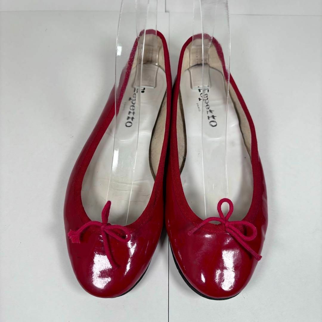 repetto(レペット)のrepetto レペット 23.7 エナメル 赤 リボン バレエシューズ レディースの靴/シューズ(バレエシューズ)の商品写真