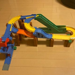 タカラトミー(Takara Tomy)のトミカ　ダイナミックアクションドライブ(電車のおもちゃ/車)