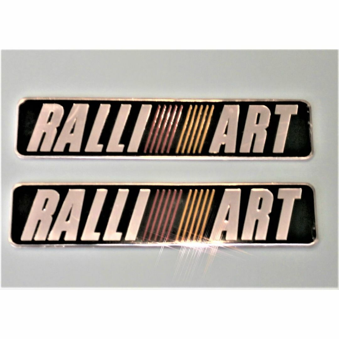 ラリーアート RALLIART アルミ製カーエンブレム (ブラック２枚組） 自動車/バイクの自動車(車外アクセサリ)の商品写真