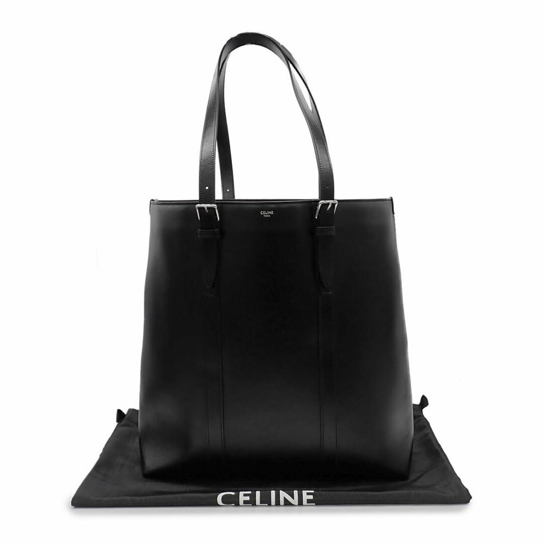 celine(セリーヌ)の新品 セリーヌ トートバッグ バックル付き カバ ブラック シルバー金具 スムースカーフスキン メンズのバッグ(トートバッグ)の商品写真