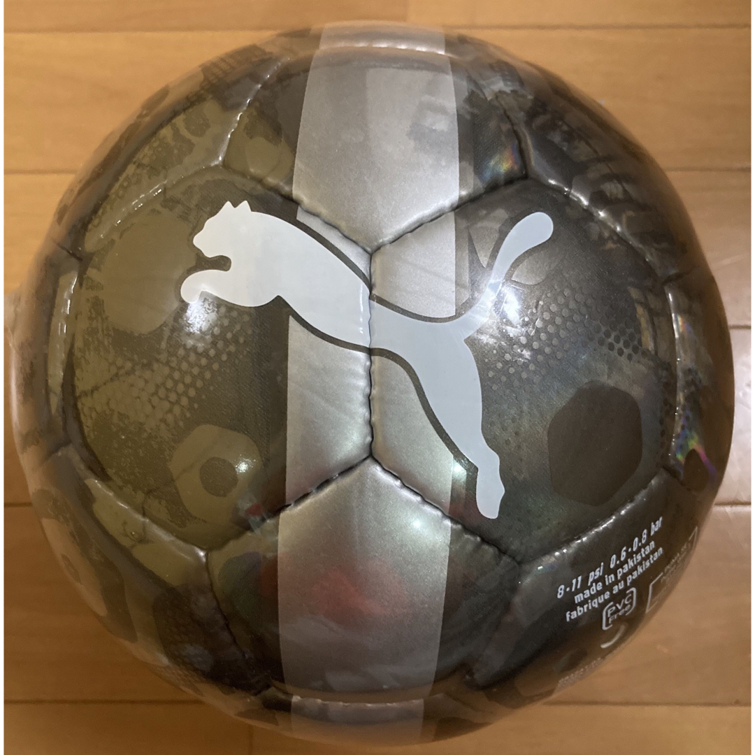 PUMA(プーマ)のサッカーボール 検定球 プーマ puma 4号 フットボール 4号球 新品未使用 スポーツ/アウトドアのサッカー/フットサル(ボール)の商品写真