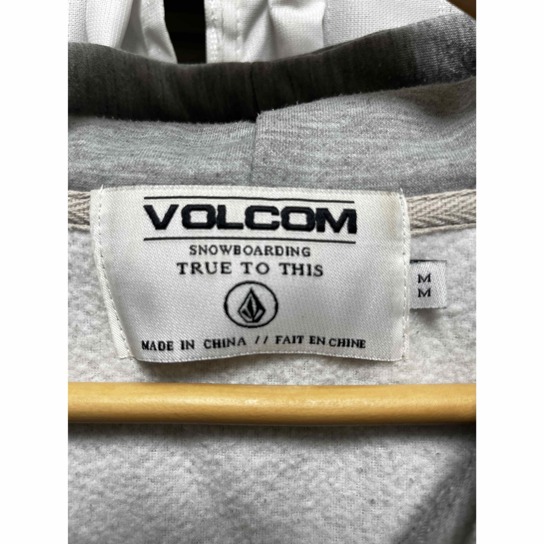 volcom(ボルコム)のVOLCOM   ボルコム　スノーウェア　パーカー スポーツ/アウトドアのスノーボード(その他)の商品写真