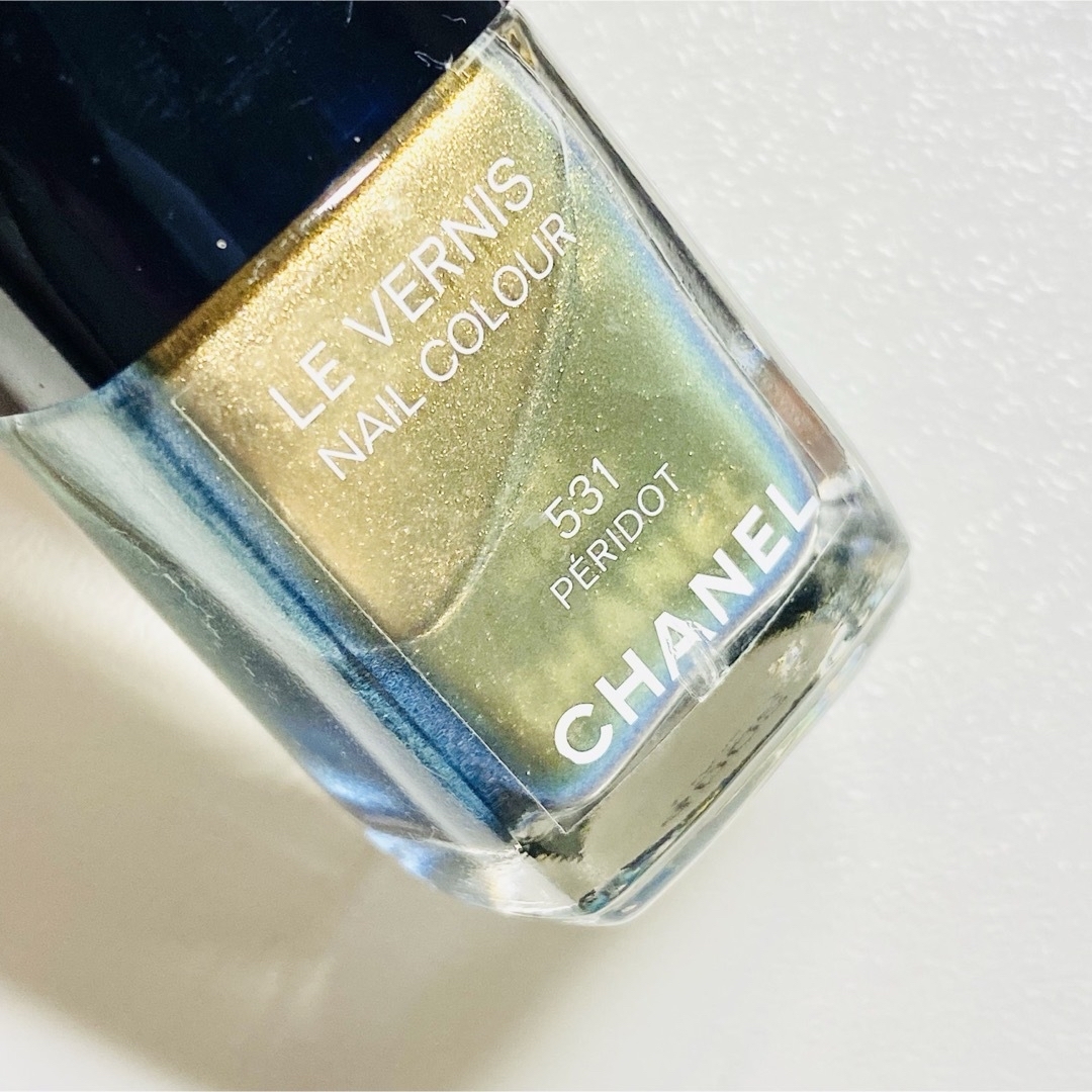 CHANEL(シャネル)のCHANEL シャネル ヴェルニ 531 PERIDOT ネイル コスメ/美容のネイル(マニキュア)の商品写真