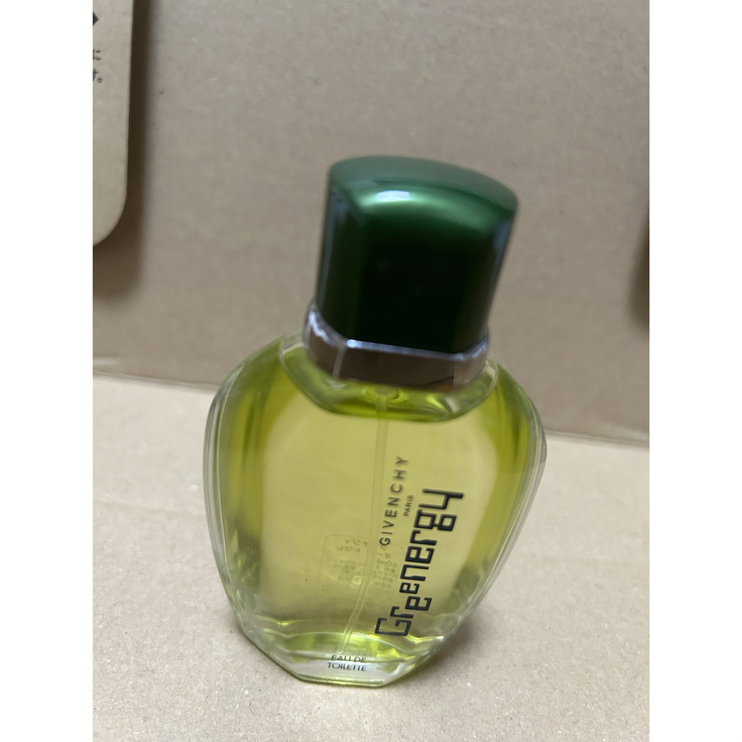 GIVENCHY(ジバンシィ)のジバンシイ　グリナジィ　グリナジー　ジバンシー　ジバンシィ　50ml コスメ/美容の香水(ユニセックス)の商品写真