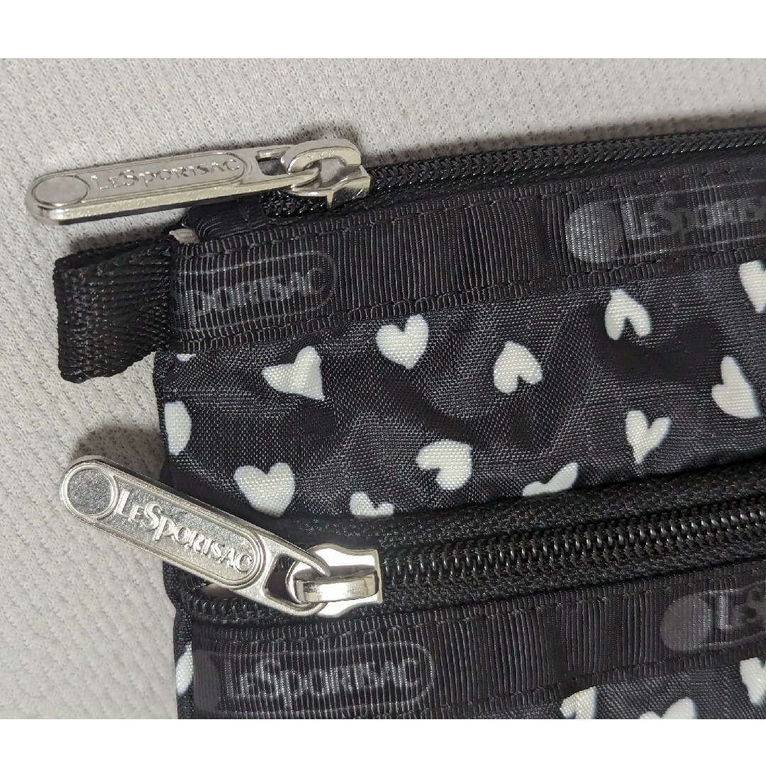 LeSportsac(レスポートサック)の★yucco様専用★  LeSportsac COSMETIC  ブラックハーツ レディースのファッション小物(ポーチ)の商品写真