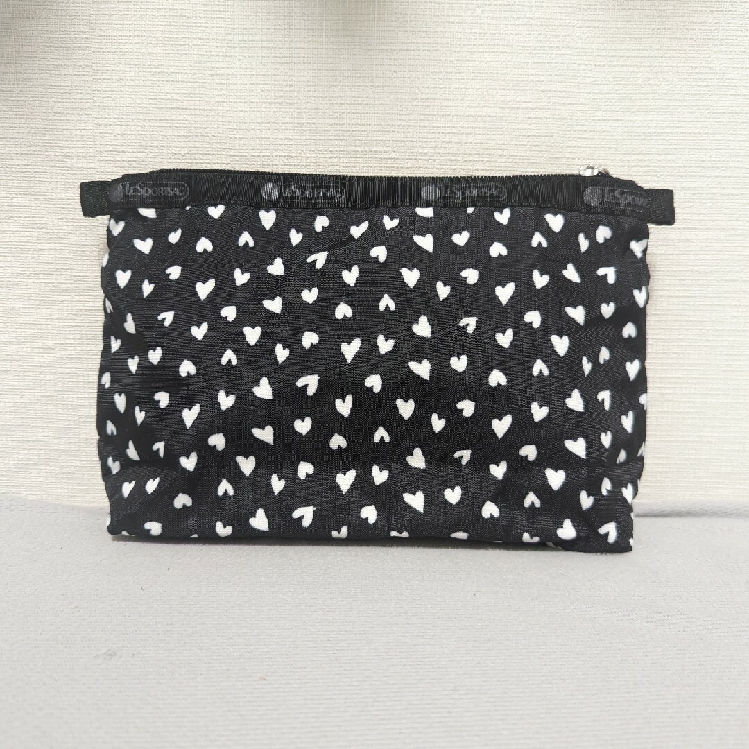 LeSportsac(レスポートサック)の★yucco様専用★  LeSportsac COSMETIC  ブラックハーツ レディースのファッション小物(ポーチ)の商品写真