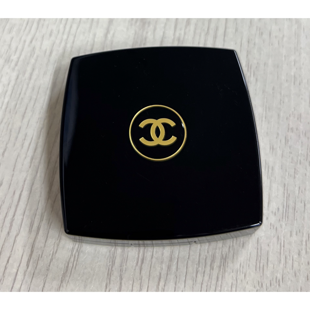 CHANEL(シャネル)のCHANEL オンブル プルミエール プードゥル 22 ヴィゾーネ コスメ/美容のベースメイク/化粧品(アイシャドウ)の商品写真