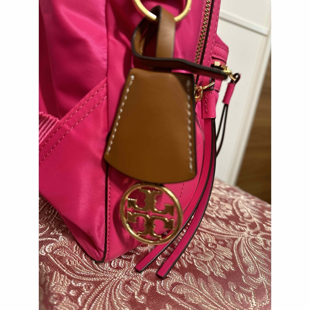 Tory Burch(トリーバーチ)のトリーバーチ　バックパック　ピンク レディースのバッグ(リュック/バックパック)の商品写真