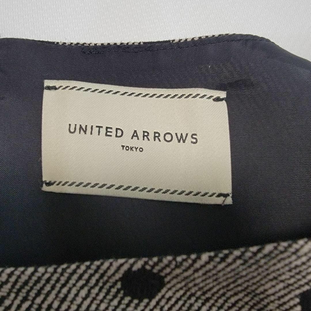 UNITED ARROWS(ユナイテッドアローズ)の【ユナイテッドアローズ】ノースリーブワンピース ドット 巻きスカート風 Mサイズ レディースのワンピース(ひざ丈ワンピース)の商品写真