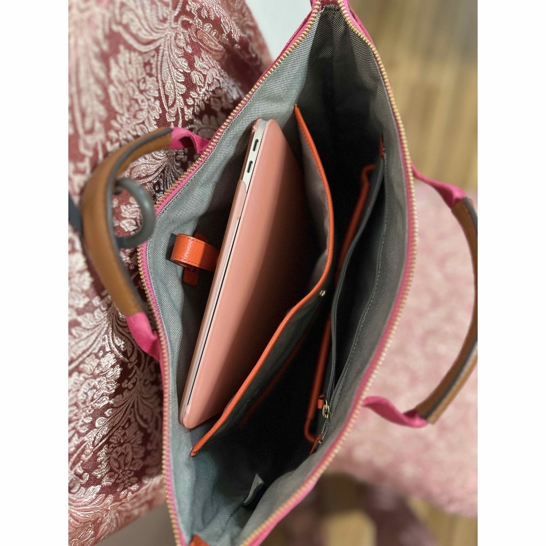 Cole Haan - コールハーン 未使用 ピンク バックパックの通販 by Cole Haan - コールハーン 未使用 ピンク バックパックの通販 by