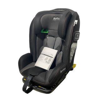 アップリカ(Aprica)の★美品★アップリカ　フォームフィット ISOFIX セーフティープラス　ブラック(自動車用チャイルドシート本体)