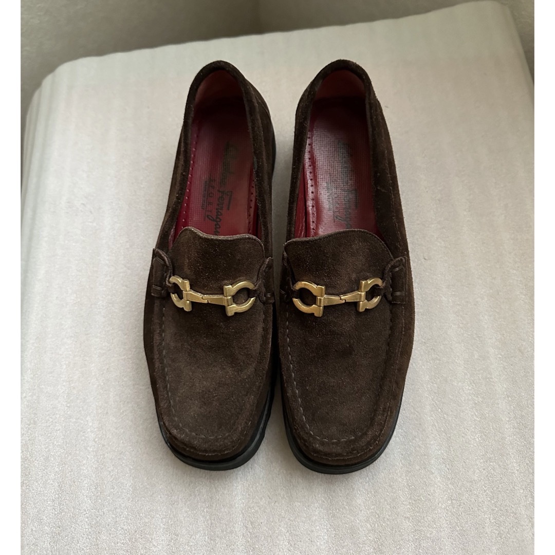 Salvatore Ferragamo(サルヴァトーレフェラガモ)のフェラガモ  パンプス   レディースの靴/シューズ(ローファー/革靴)の商品写真