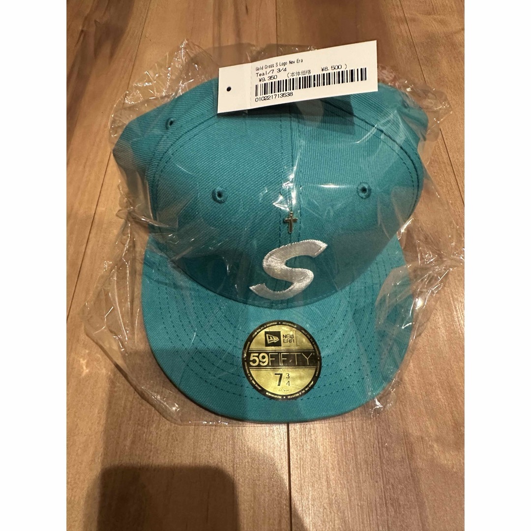 supreme gold cross s logo new era 7 3/4 supreme gold cross s logo new era 7 3/4
