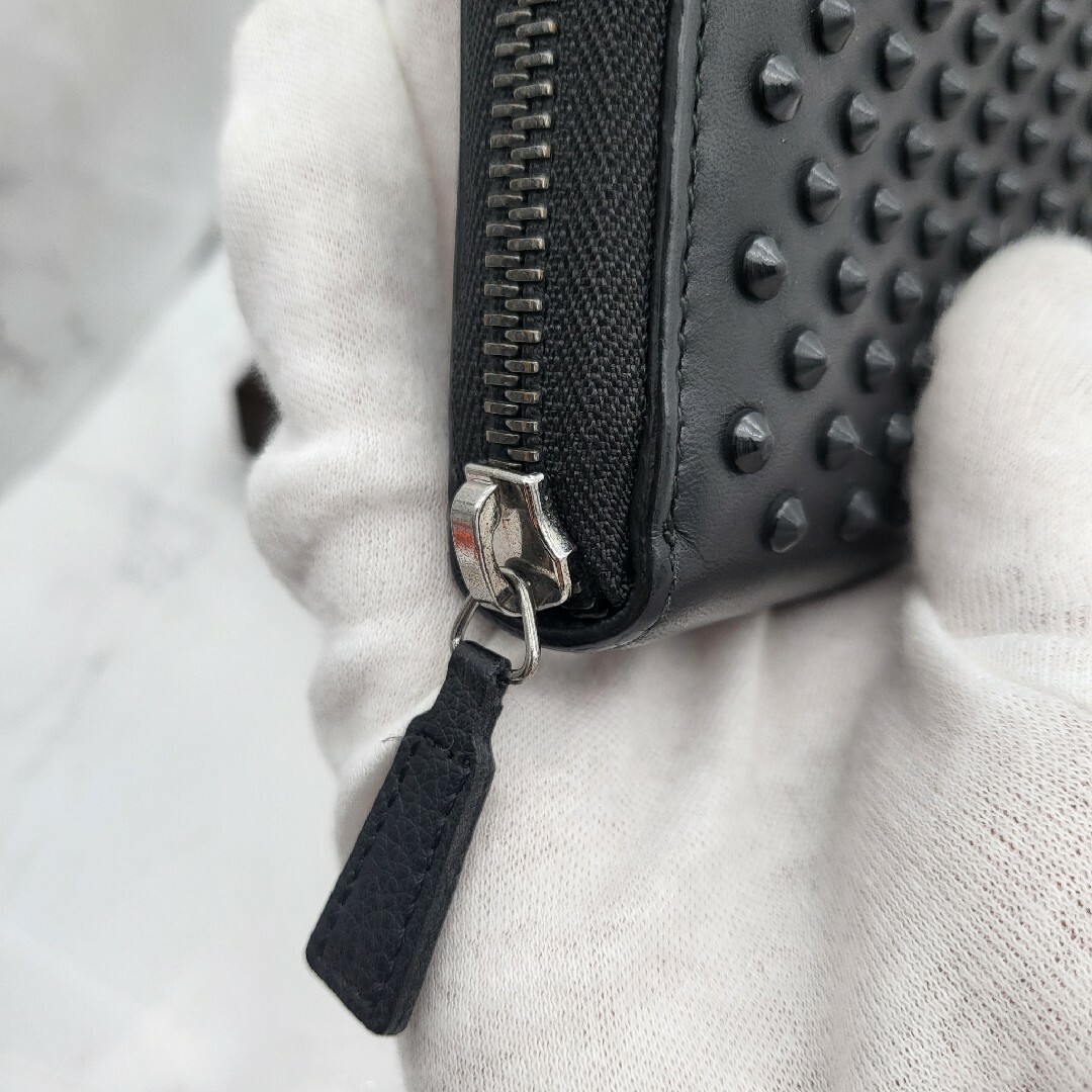 希少】 GUCCI グッチ スタッズ ラウンドファスナー 長財布 財布 黒 希少】 GUCCI グッチ スタッズ ラウンドファスナー 長財布 財布 黒
