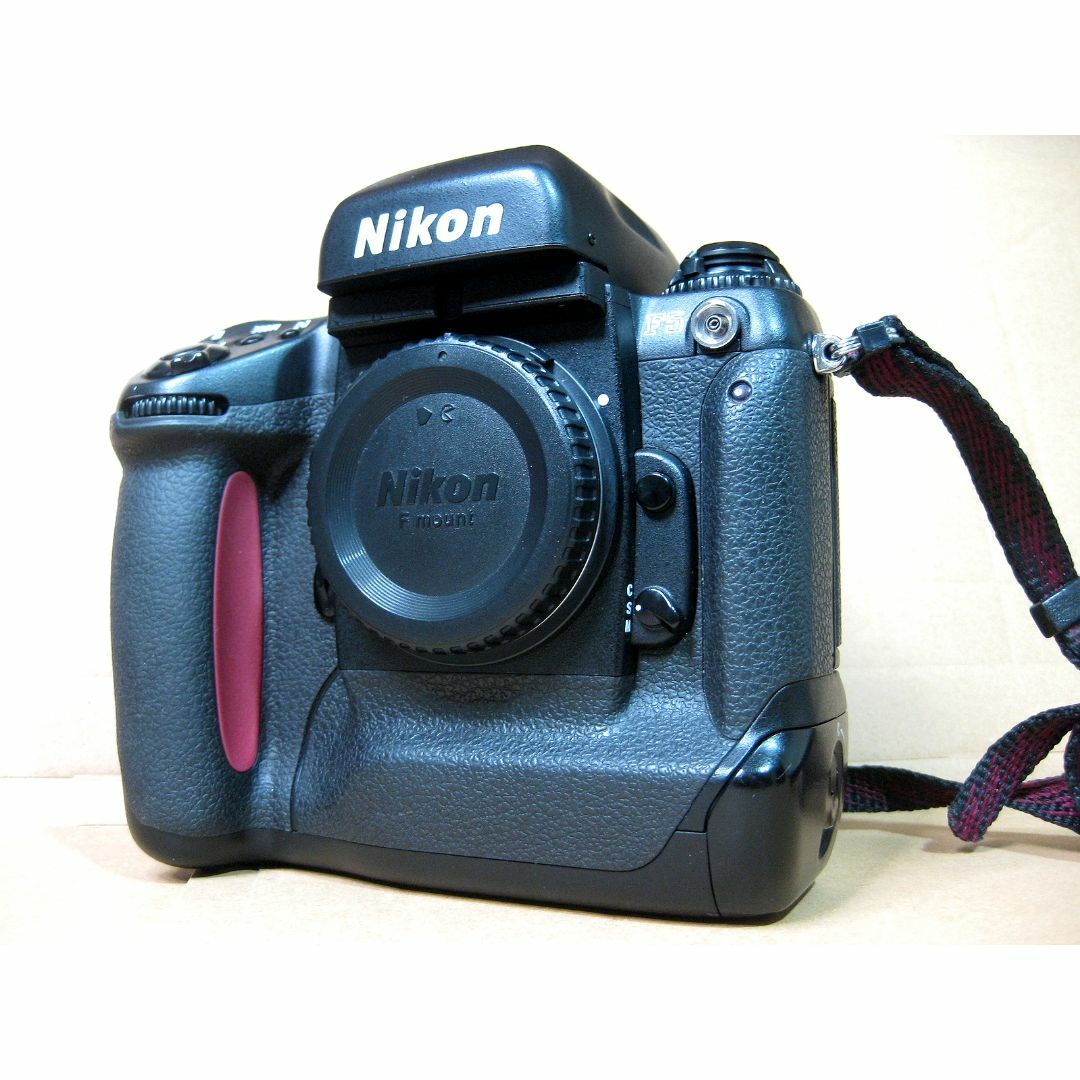 Nikon(ニコン)のニコン F5 ボディ 美品・作動確認済 スマホ/家電/カメラのカメラ(フィルムカメラ)の商品写真