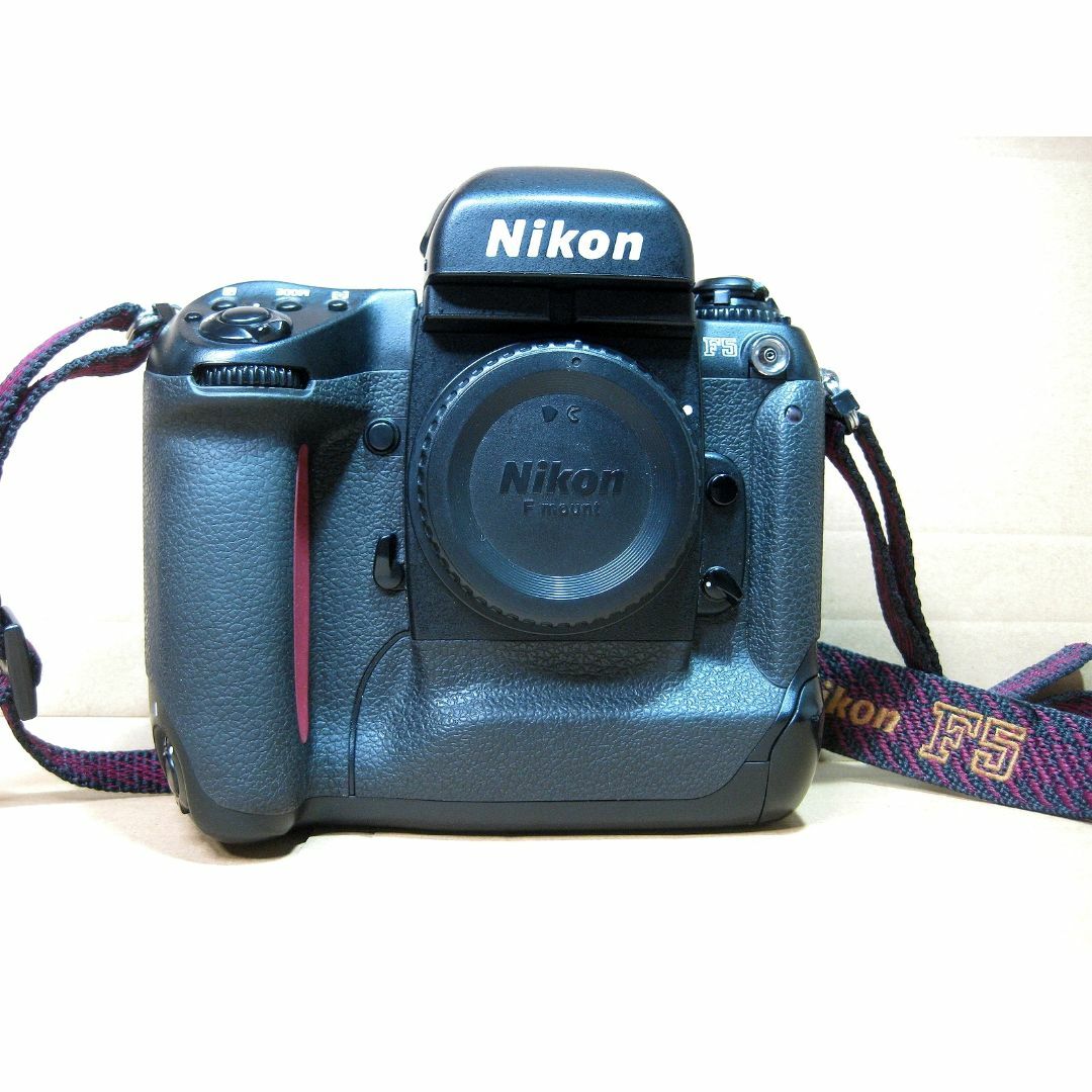 Nikon(ニコン)のニコン F5 ボディ 美品・作動確認済 スマホ/家電/カメラのカメラ(フィルムカメラ)の商品写真