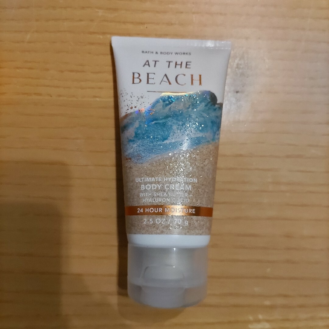 Bath & Body Works(バスアンドボディーワークス)の【新品】BATH & BODY WORKS ボディクリーム コスメ/美容のボディケア(ボディクリーム)の商品写真