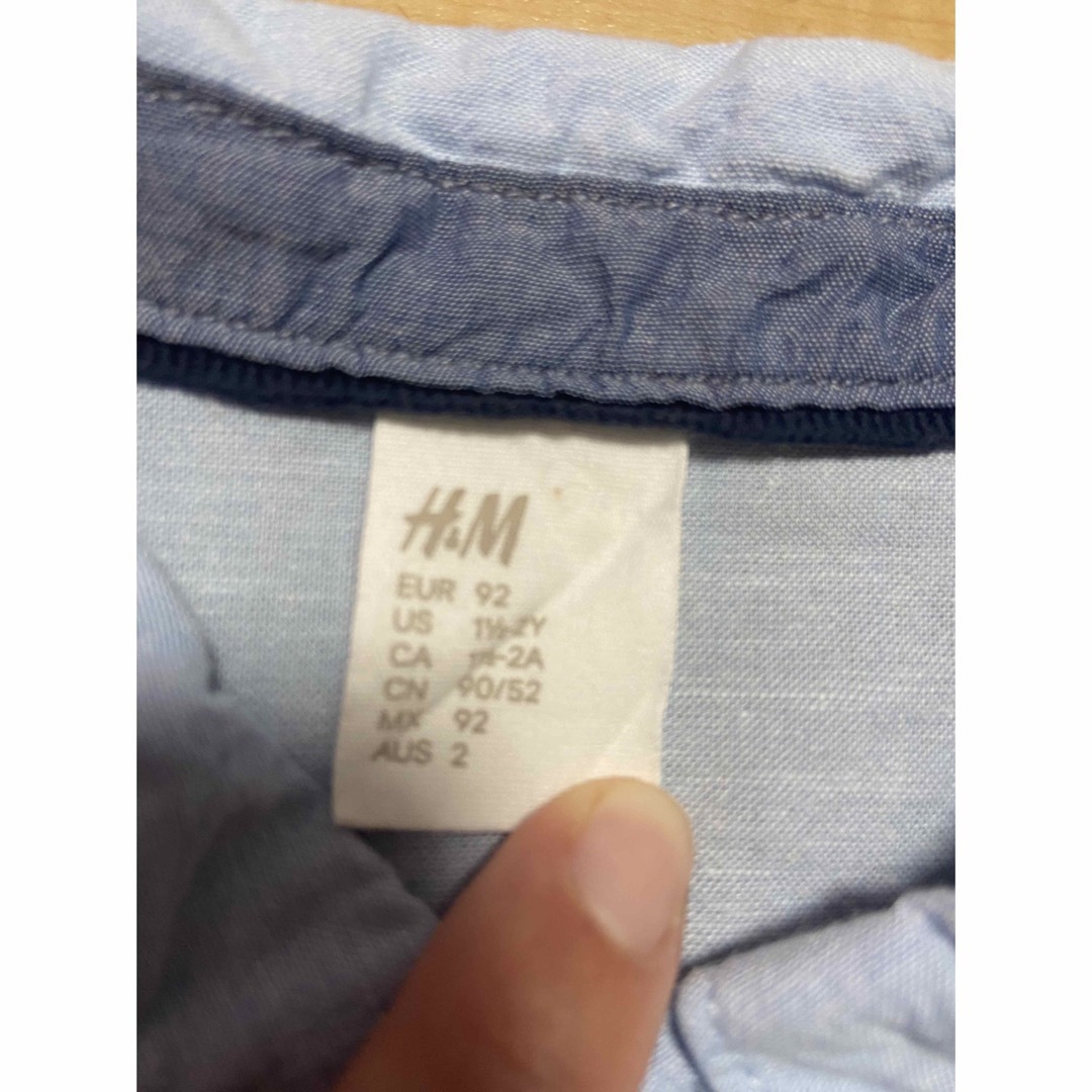 H&M  ワイシャツ90㎝ キッズ/ベビー/マタニティのキッズ服男の子用(90cm~)(ブラウス)の商品写真