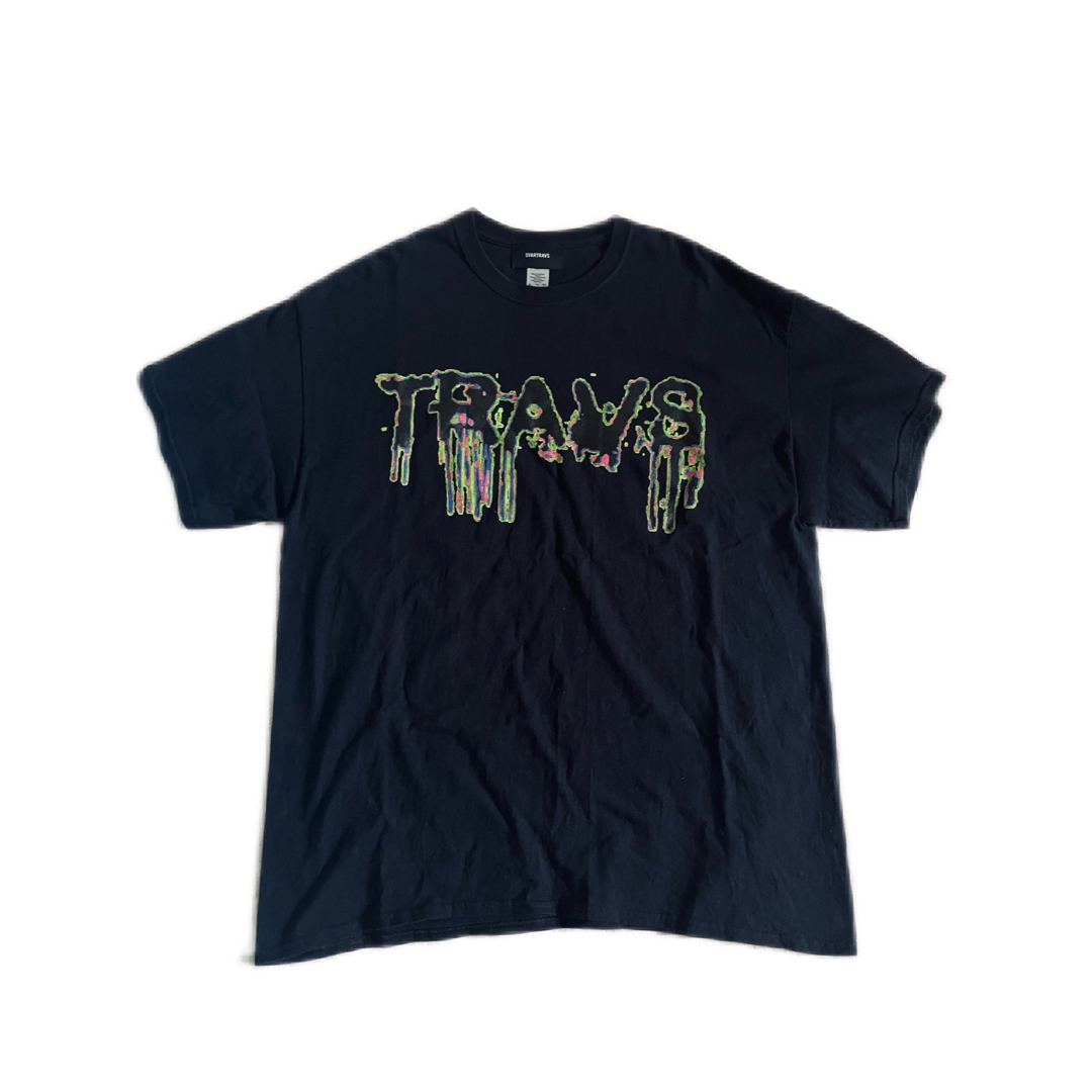 【TRAVS × DUGOUT】BLOOD LOGO T-SHIRT 別注モデル メンズのトップス(Tシャツ/カットソー(半袖/袖なし))の商品写真