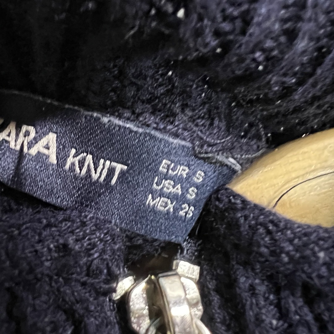 ZARA(ザラ)のZARA ジップアップ　ニット　ネイビー レディースのトップス(ニット/セーター)の商品写真