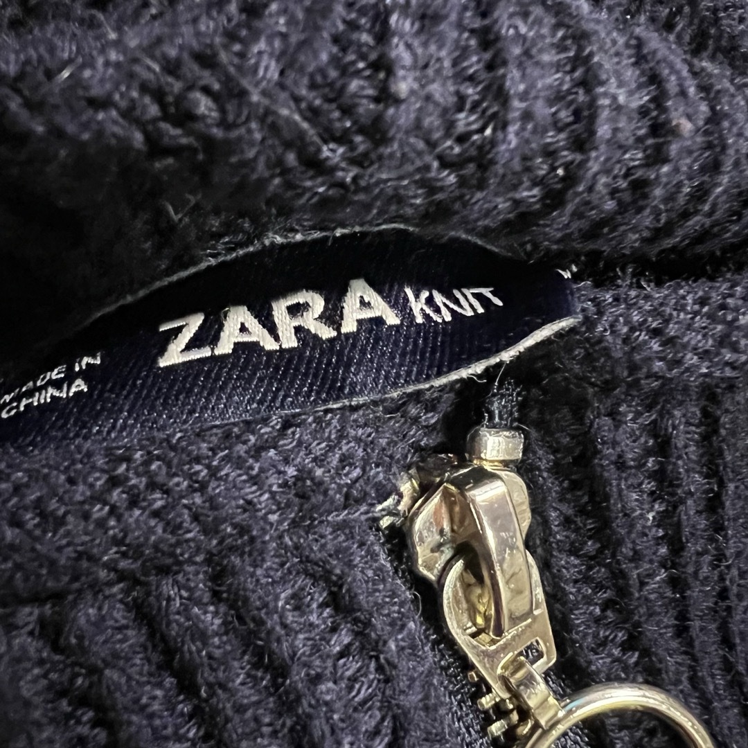 ZARA(ザラ)のZARA ジップアップ　ニット　ネイビー レディースのトップス(ニット/セーター)の商品写真