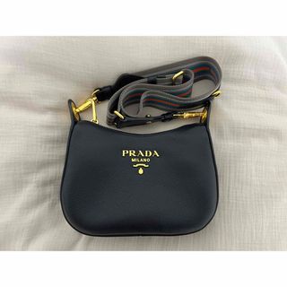 PRADA - プラスチックハンドル ナイロントートバックの通販 by