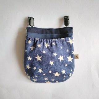 フタなし　移動ポケット　星　白(外出用品)