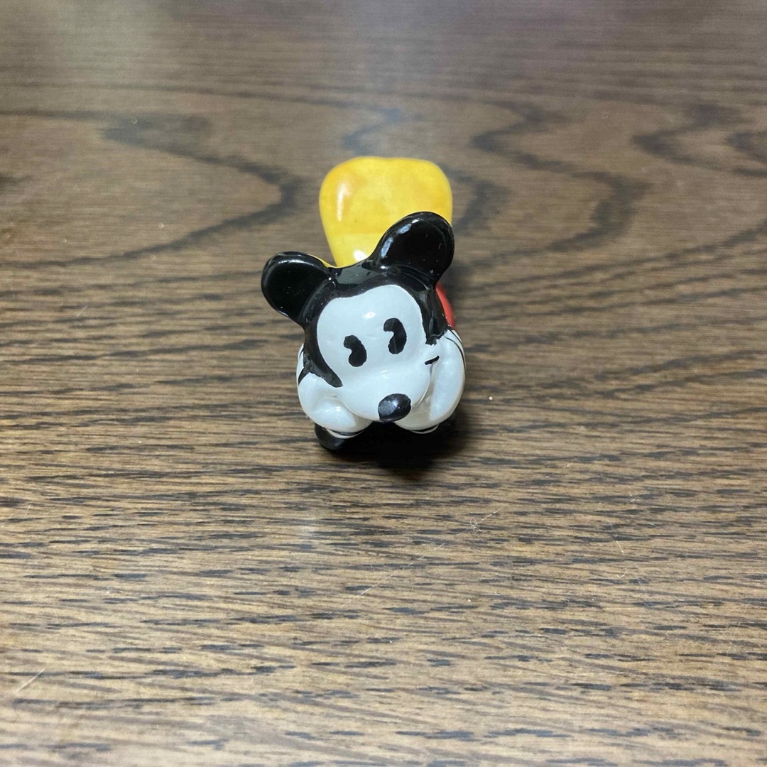 Disney(ディズニー)のミッキーマウス　箸置き　Mickey ディズニー　Disney 4点セット インテリア/住まい/日用品のキッチン/食器(カトラリー/箸)の商品写真