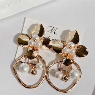 【705】ennui flower gold ピアス　イヤリング　アクセサリー(ピアス)