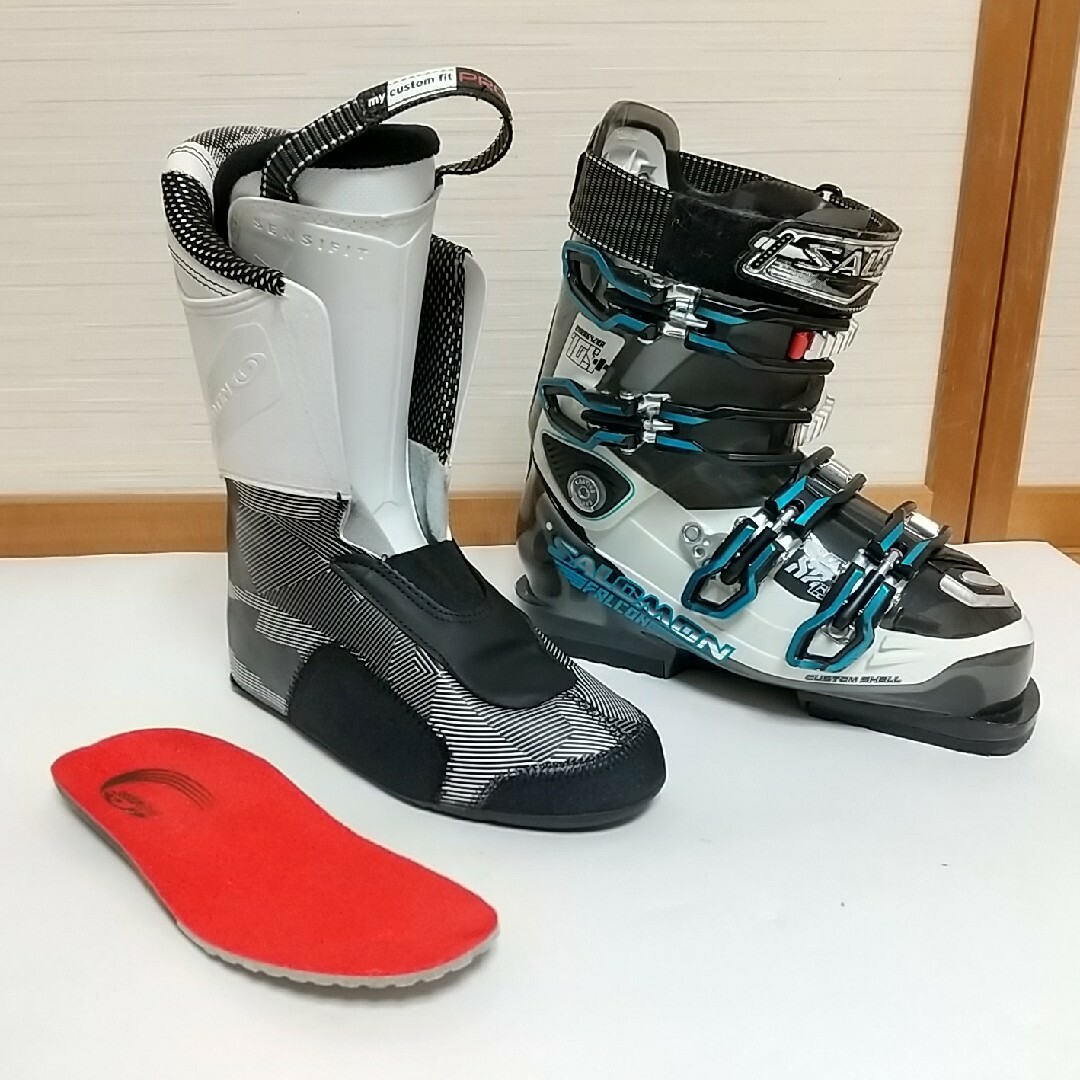 SALOMON(サロモン)のSALOMON サロモン スキーブーツ 24.5cm スポーツ/アウトドアのスキー(ブーツ)の商品写真