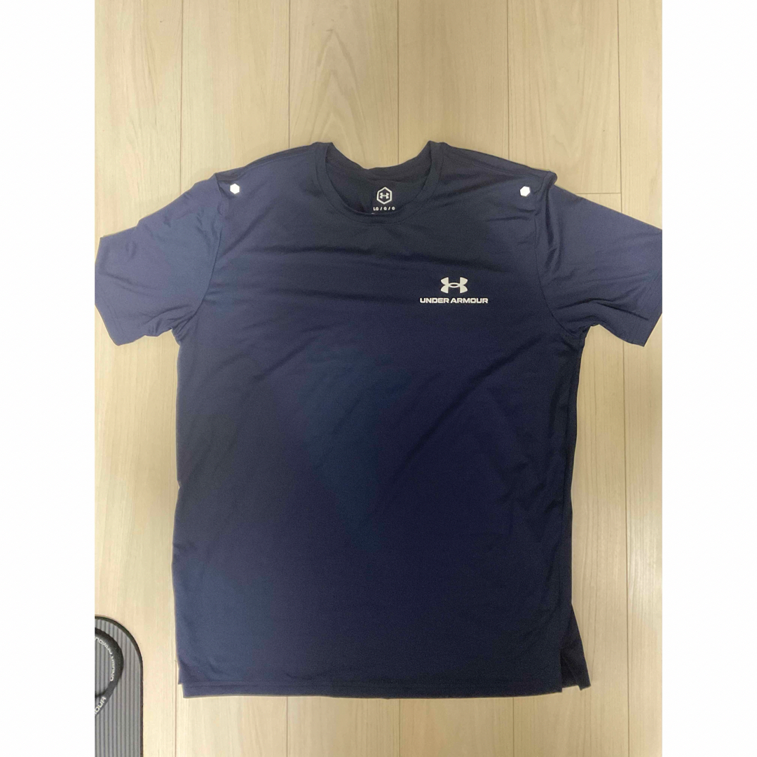 UNDER ARMOUR(アンダーアーマー)のアンダーアーマー Tシャツ ラッシュ ショートスリーブ ネイビー　Lサイズ メンズのトップス(Tシャツ/カットソー(半袖/袖なし))の商品写真