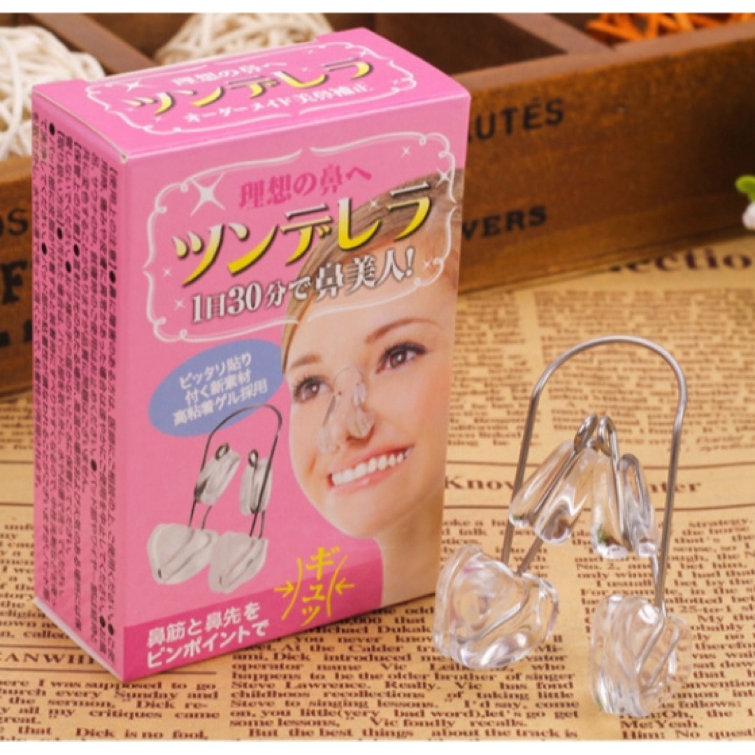 新品　ツンデレラ　ノーズクリップ　鼻クリップ　美鼻矯正器具 コスメ/美容のメイク道具/ケアグッズ(その他)の商品写真