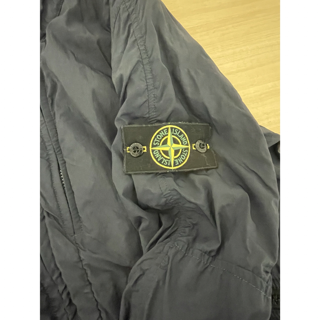 STONE ISLAND(ストーンアイランド)の訳あり　ストーンアイランド　ナイロン　ジャケット　L メンズのジャケット/アウター(ナイロンジャケット)の商品写真