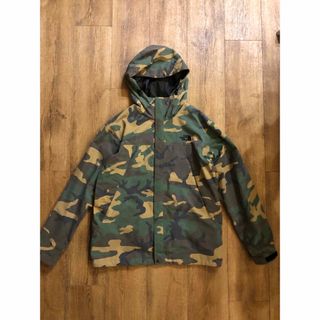 ノースフェイス(THE NORTH FACE) カモフラ マウンテンパーカー(メンズ ノースフェイス(THE NORTH FACE) カモフラ マウンテンパーカー(メンズ