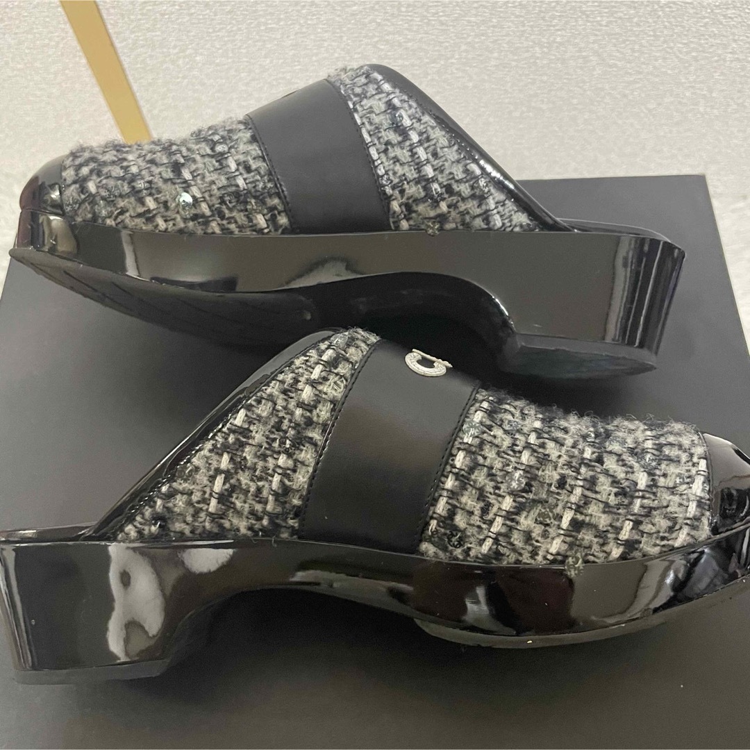 CHANEL(シャネル)のシャネル  CHANEL  ツィード  スリッポン  サンダル  靴 レディースの靴/シューズ(スリッポン/モカシン)の商品写真