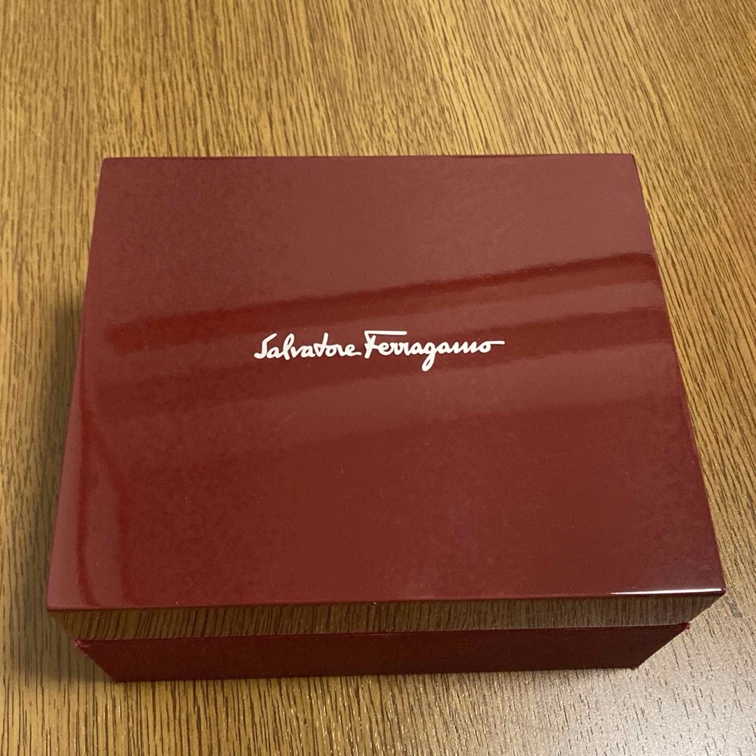 Salvatore Ferragamo(サルヴァトーレフェラガモ)のフェラガモ　時計　レディース　 レディースのファッション小物(腕時計)の商品写真