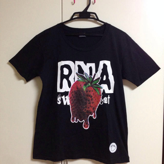 アールエヌエー(RNA)のRNA✯ストロベリービッグTシャツ(Tシャツ(半袖/袖なし))