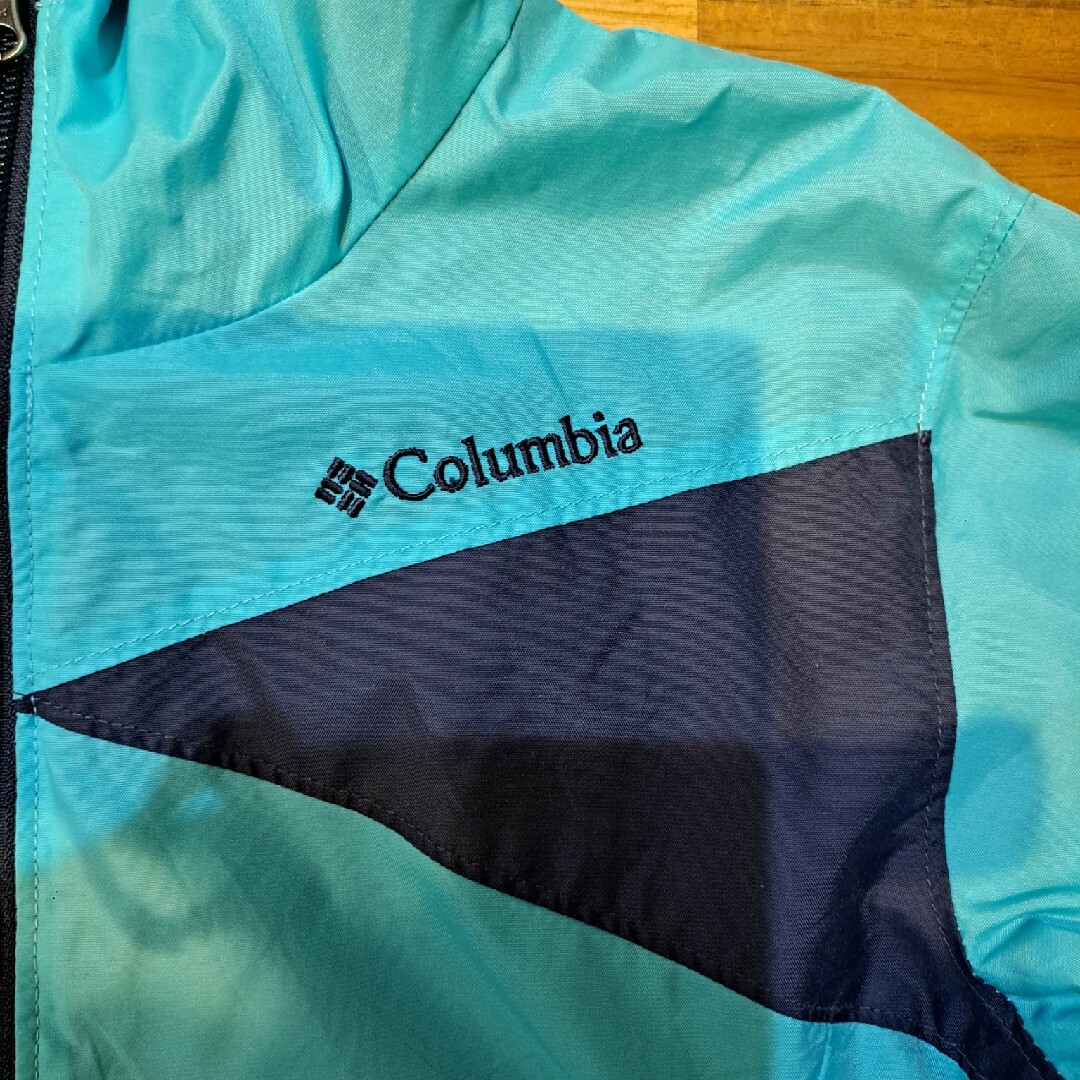 Columbia(コロンビア)のコロンビア　ウィンドブレーカー　水色　キッズM キッズ/ベビー/マタニティのキッズ服男の子用(90cm~)(ジャケット/上着)の商品写真