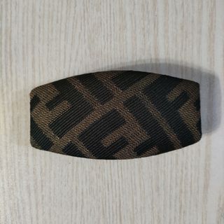 FENDI - フェンディ ニット帽美品 - 黒×ブラウンの通販｜ラクマ