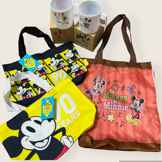 ディズニー(Disney)の新品　ディズニー　エコバッグ ランチトートバッグ プラスチックコップ 2点セット(エコバッグ)