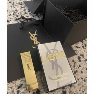 イヴサンローラン(Yves Saint Laurent)のイヴ・サンローラン　香水とリップのセット　定価18590円　プレゼント　箱　紙袋(香水(女性用))