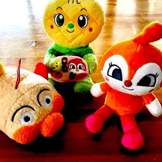 アンパンマン(アンパンマン)のドキンちゃん＆メロンパンナちゃん＆アンパンマン号　ぬいぐるみセット(キャラクターグッズ)