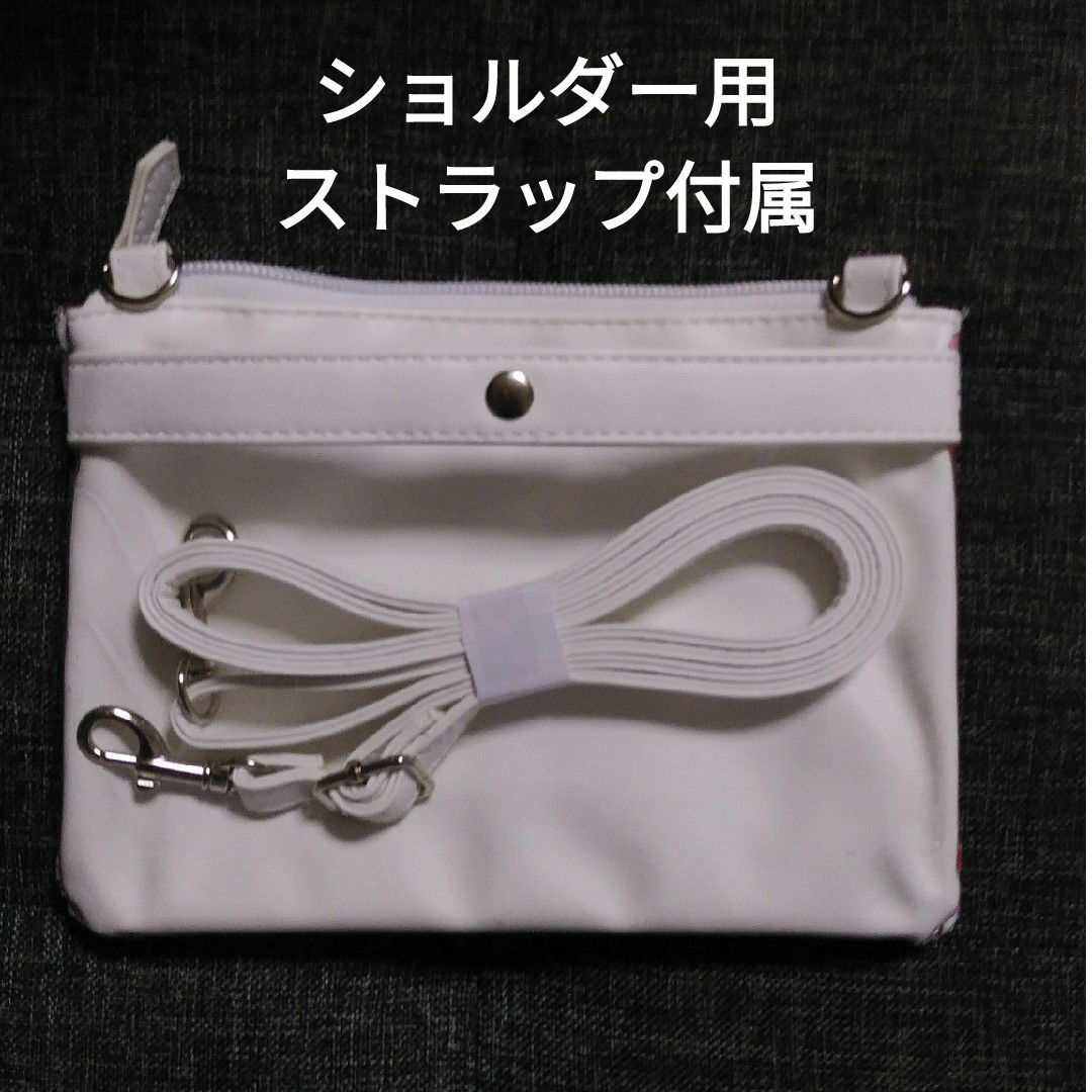 ヒグチユウコ　リメイク ショルダーバッグ RED ハンドメイドのファッション小物(バッグ)の商品写真