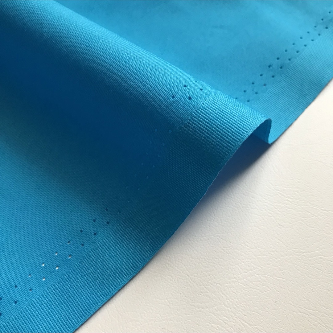 マリンブルー　水色　ブロード　生地　布　ハンドメイド　素材　青 ハンドメイドの素材/材料(生地/糸)の商品写真