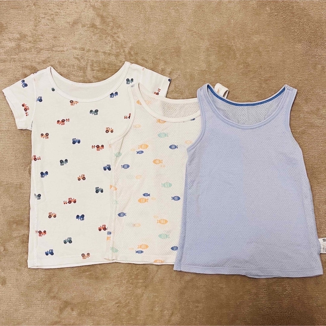 UNIQLO(ユニクロ)の【chimi*様専用】ユニクロシャツ3枚セット＆プティマイントップス キッズ/ベビー/マタニティのキッズ服男の子用(90cm~)(下着)の商品写真