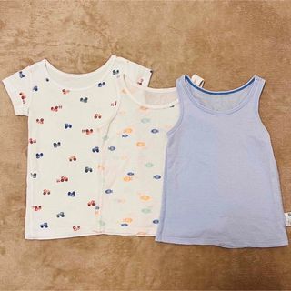 ユニクロ(UNIQLO)の【chimi*様専用】ユニクロシャツ3枚セット＆プティマイントップス(下着)