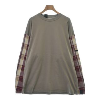 エヌハリウッド(N.HOOLYWOOD)のN.HOOLYWOOD Tシャツ・カットソー 40(L位) グレーベージュ系 【古着】【中古】(Tシャツ/カットソー(半袖/袖なし))