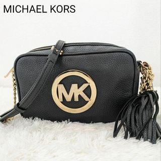 マイケルコース(Michael Kors)のマイケルコース ショルダーバッグ 黒 カメラバッグ 金具 デカロゴ タッセル 革(ショルダーバッグ)